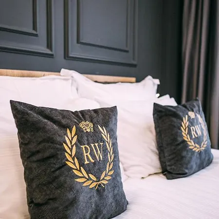 Rw Boutique 3*