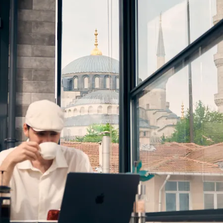 Rw Boutique Отель